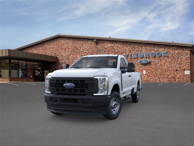 2025 Ford F-250 photo 2