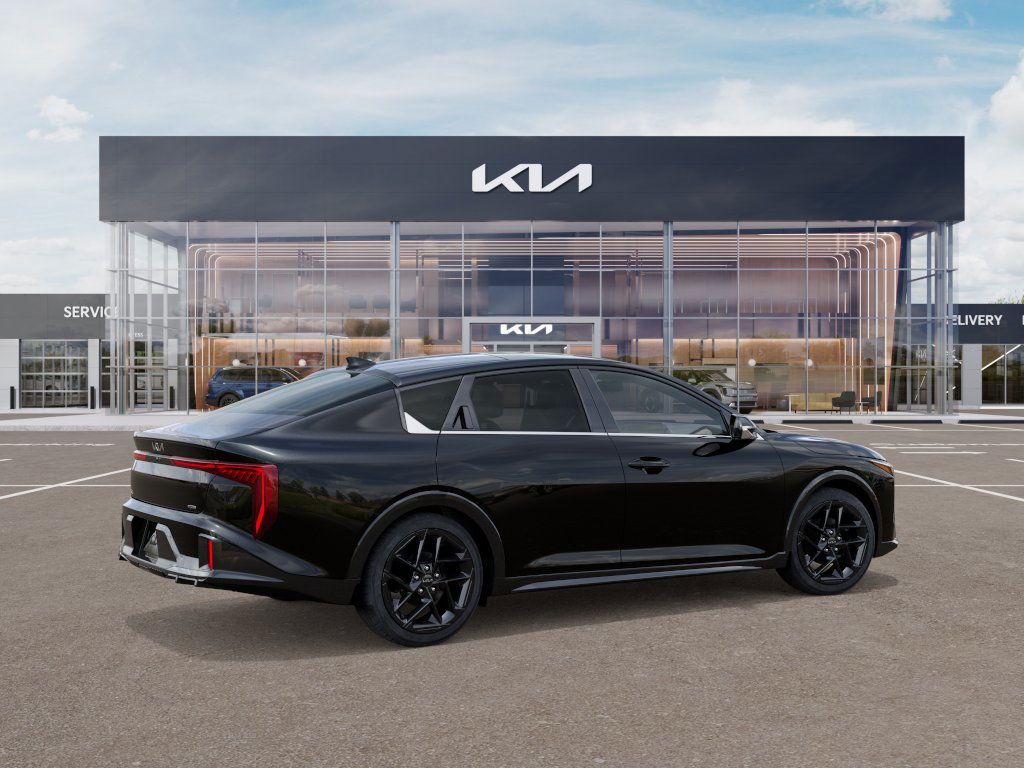 2025 Kia K4 GT-Line Turbo - Photo 6