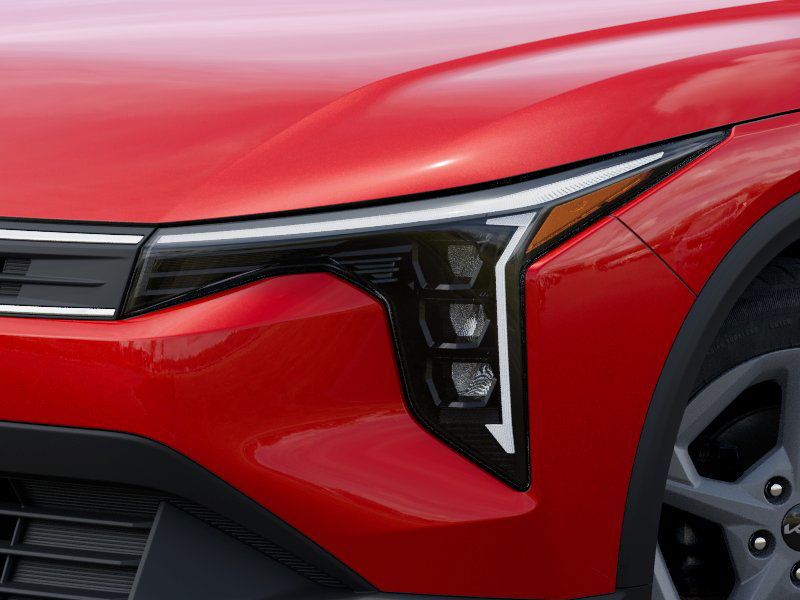 2025 Kia K4 LXS - Photo 10