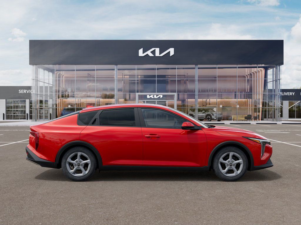 2025 Kia K4 LXS - Photo 7