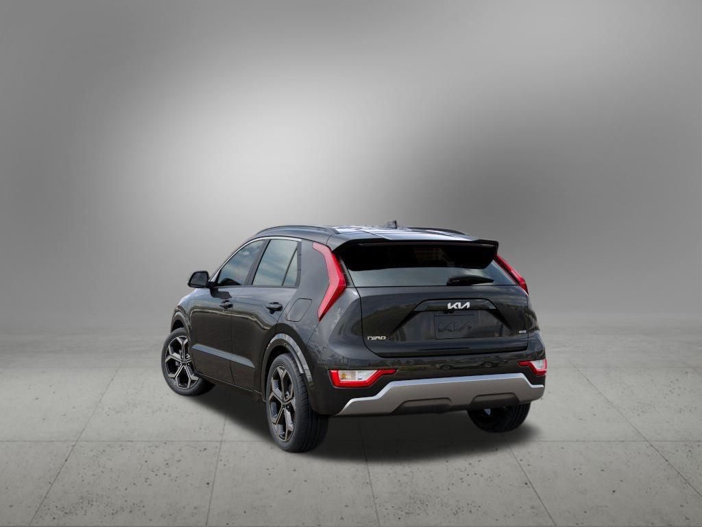 Used 2024 Kia Niro EX Touring SUV