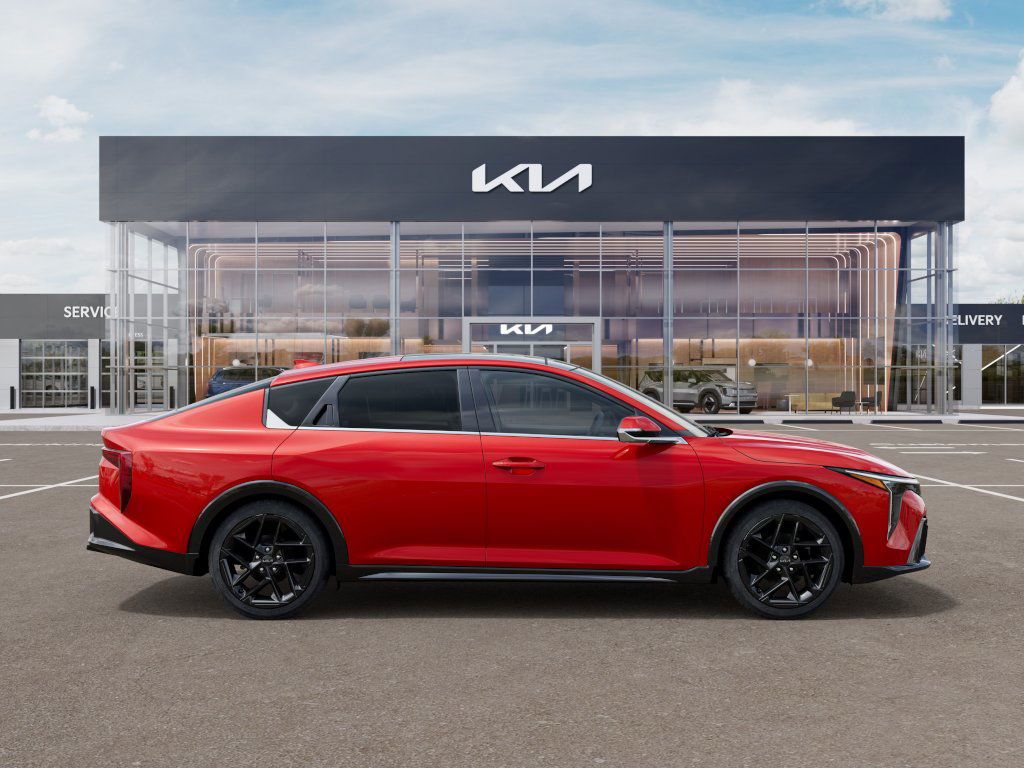 2025 Kia K4 GT-Line Turbo - Photo 7