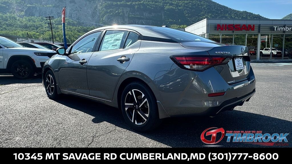 New 2025 Nissan Sentra SV Sedan