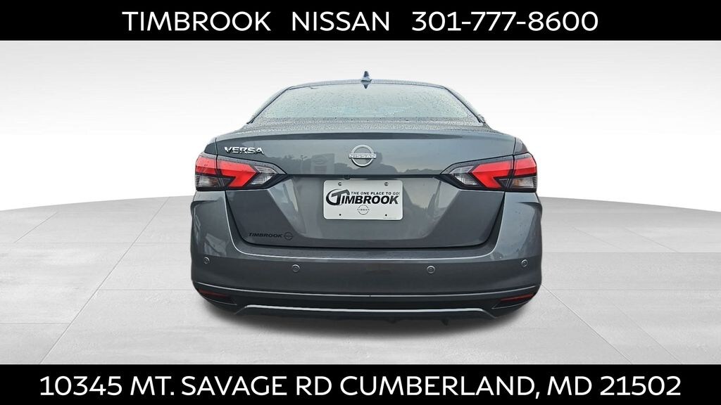 New 2025 Nissan Versa 1.6 SV Sedan