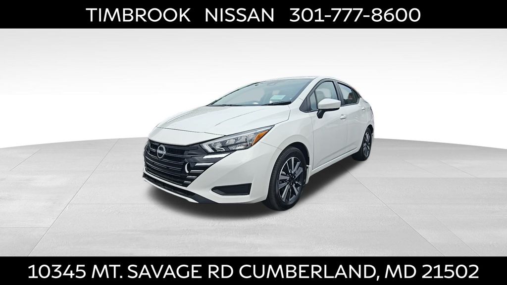 2025 Nissan Versa 1.6 SV CVT's photo