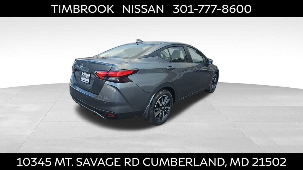 New 2025 Nissan Versa 1.6 SV Sedan