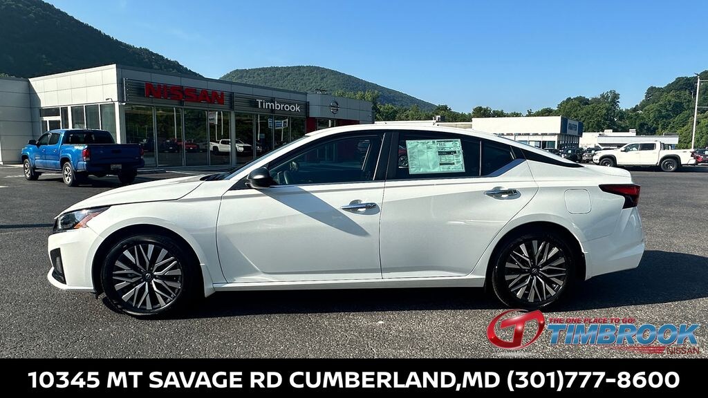 New 2025 Nissan Altima 2.5 SV Sedan