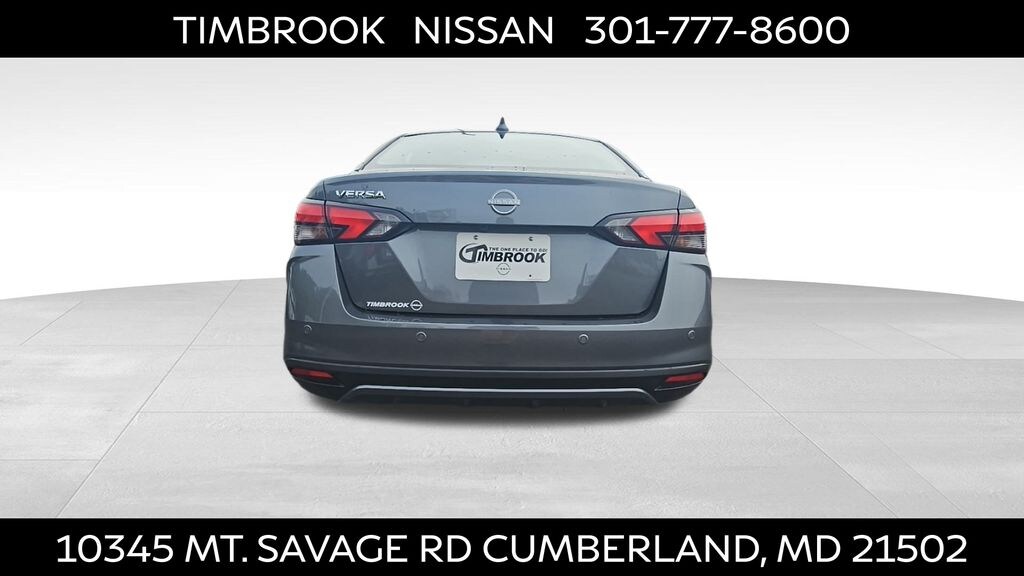 New 2025 Nissan Versa 1.6 SV Sedan