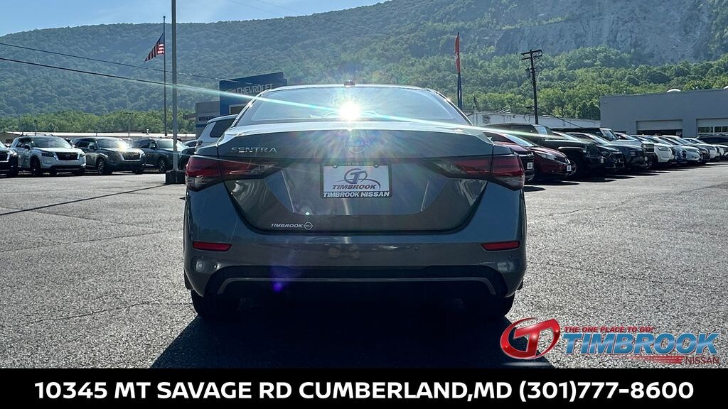 New 2025 Nissan Sentra SV Sedan