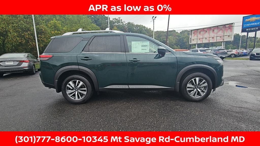 New 2025 Nissan Pathfinder SL SUV