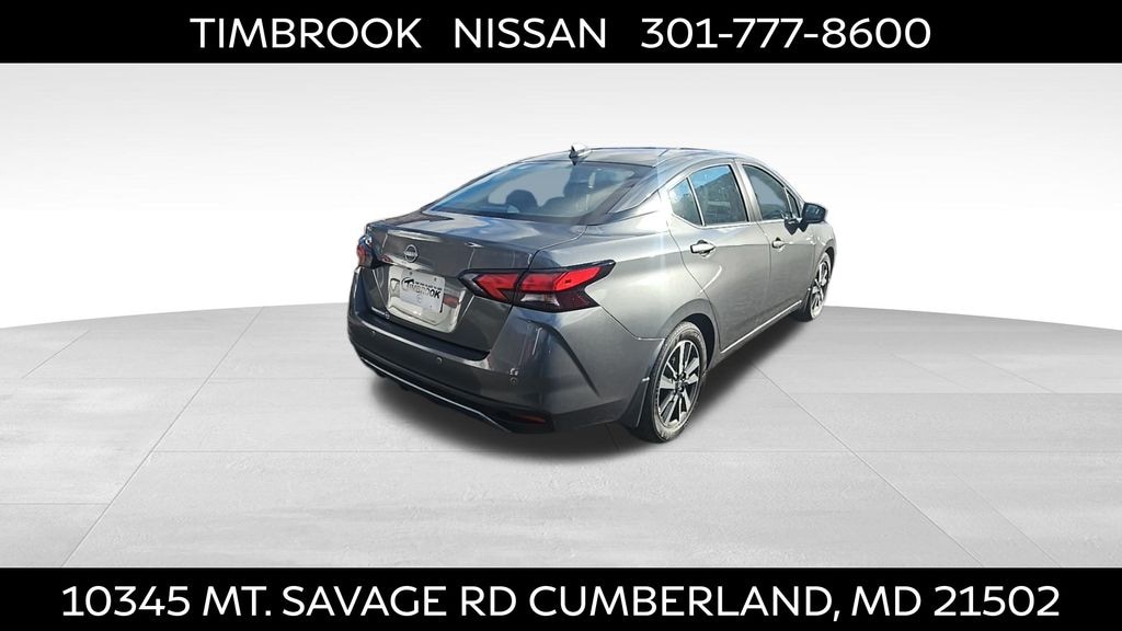 New 2025 Nissan Versa 1.6 SV Sedan