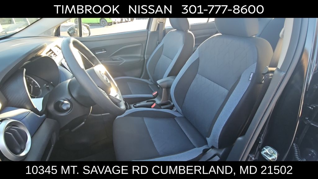 2025 Nissan Versa Sedan SV - Photo 10
