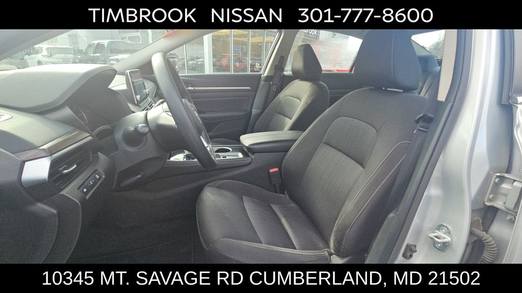 2023 Nissan Altima SV - Photo 10