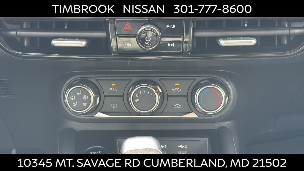 2025 Nissan Kicks SV AWD - Photo 19