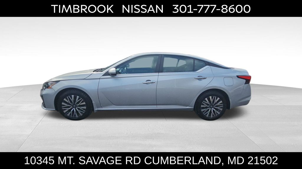 2023 Nissan Altima SV - Photo 6