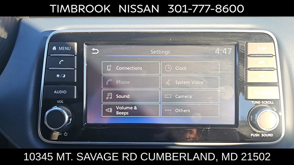 2025 Nissan Versa Sedan SV - Photo 19