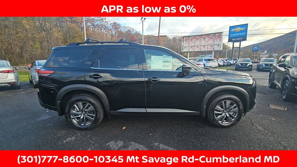 New 2025 Nissan Pathfinder SV SUV