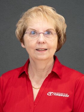 Staff member Dina Wilson from ID_8b5960