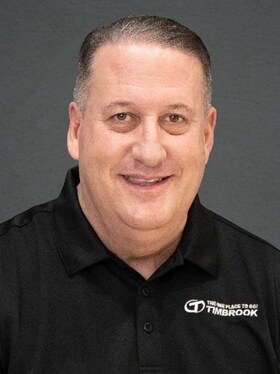 Staff member Dave Lindsey from ID_8b5960