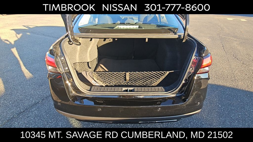 2025 Nissan Versa Sedan SV - Photo 27