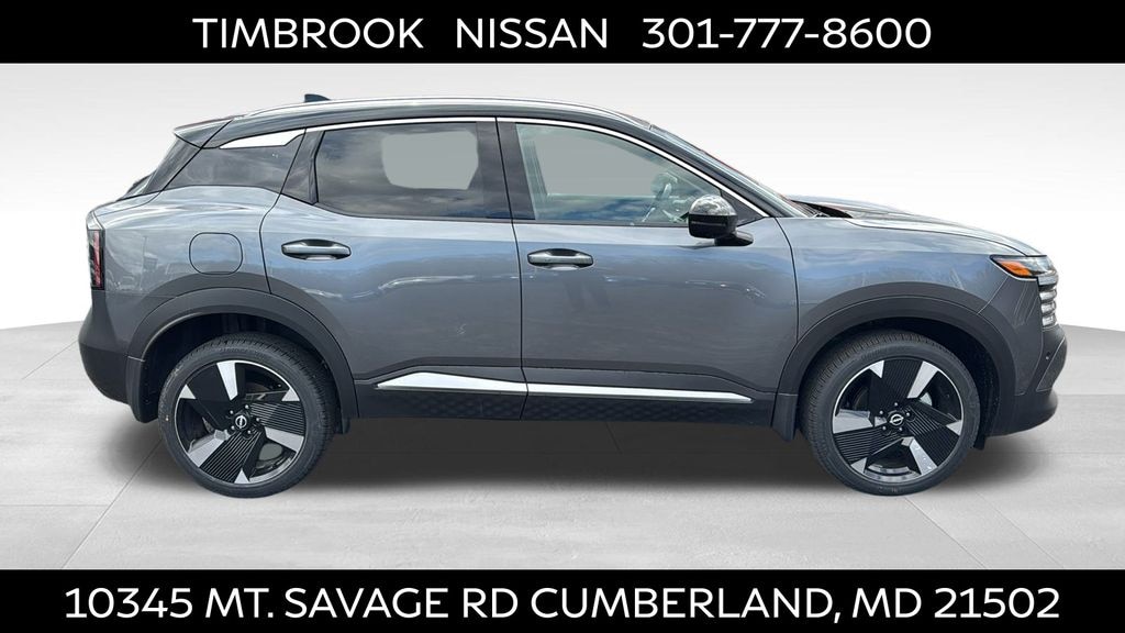 New 2025 Nissan Kicks SR SUV