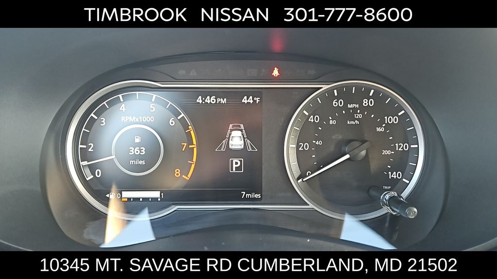 2025 Nissan Versa Sedan SV - Photo 13
