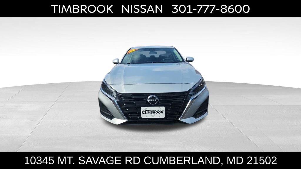 2023 Nissan Altima SV - Photo 7