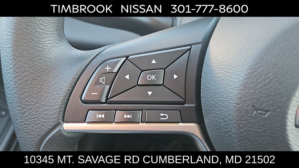 2025 Nissan Versa Sedan SV - Photo 14