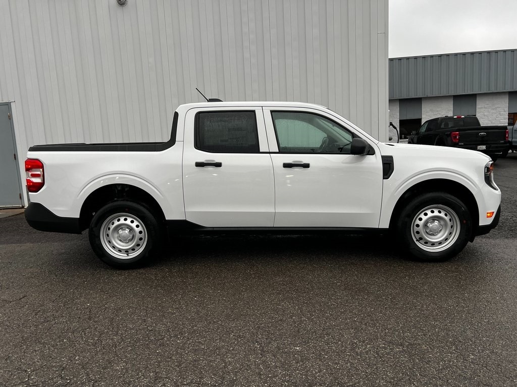 New 2025 Ford Maverick XL TRUCK