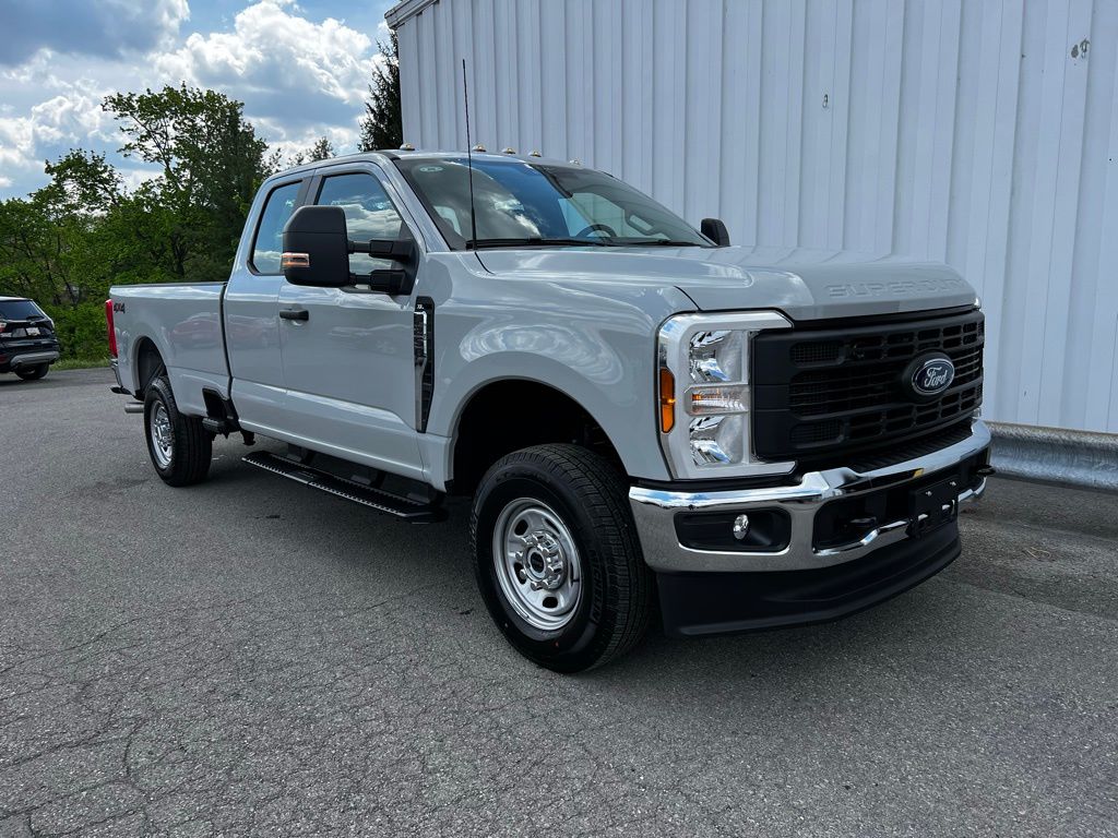 2026 Ford F-250 XL 4x4 SuperCab 8' Box's photo