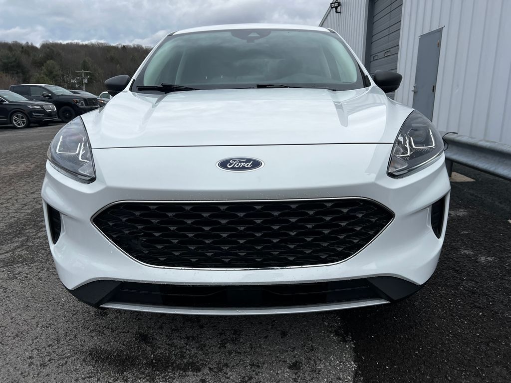 Used 2022 Ford Escape SE SUV