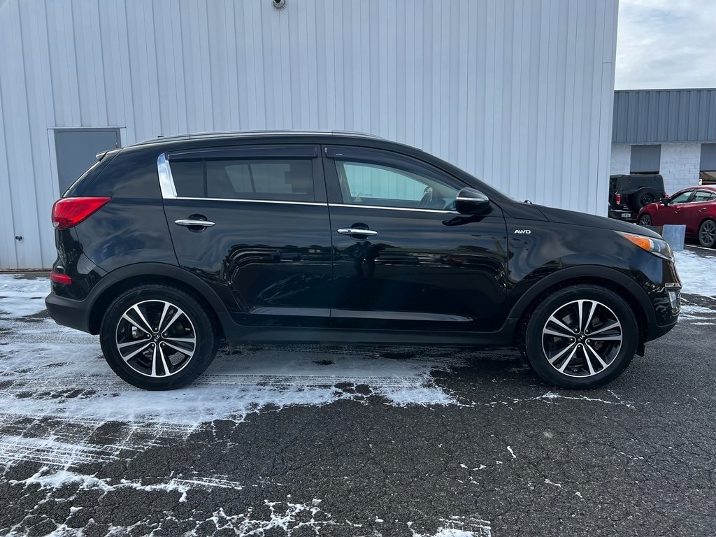 Used 2016 Kia Sportage SX SUV