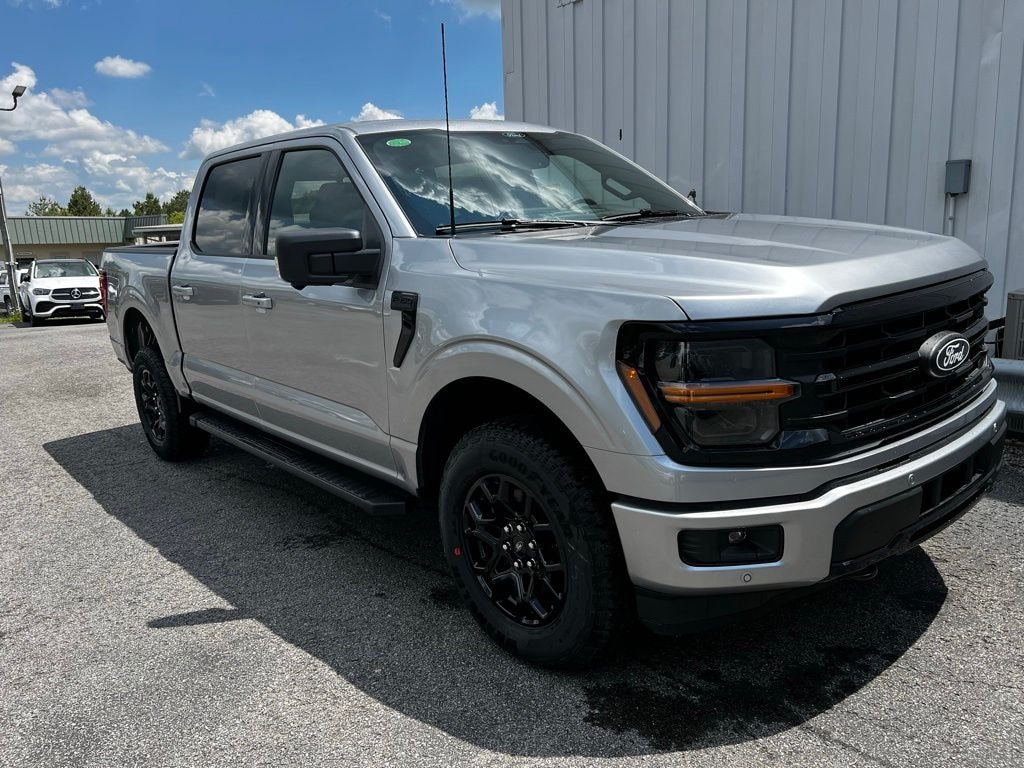 New 2026 Ford F-150 XLT TRUCK