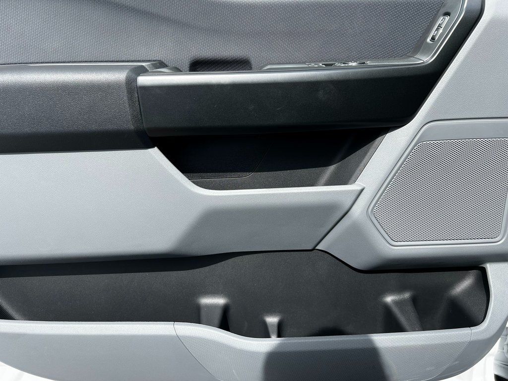 2025 Ford F-150 XL - Photo 10