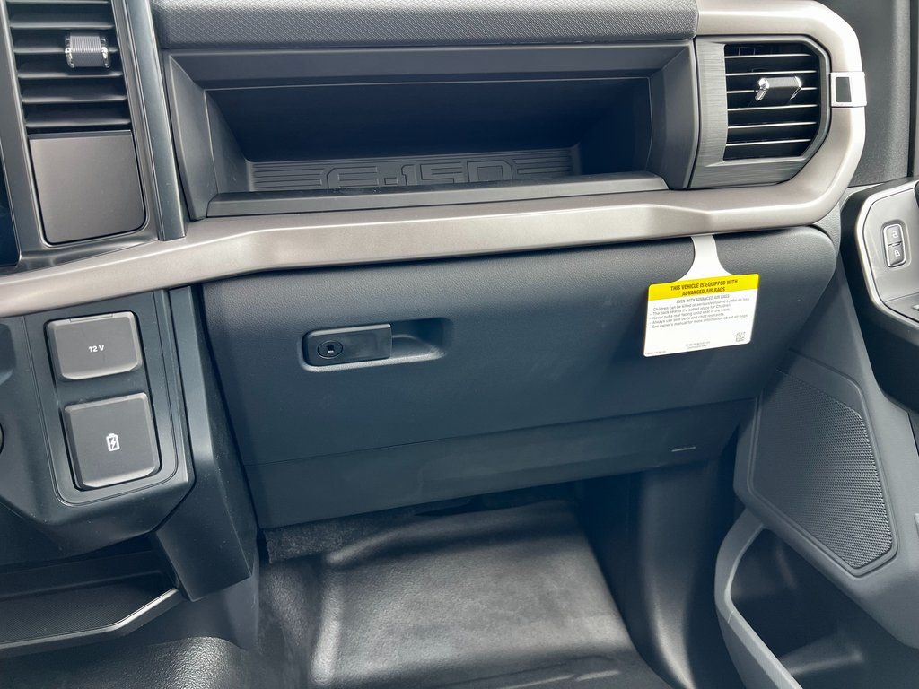 2025 Ford F-150 XL - Photo 11