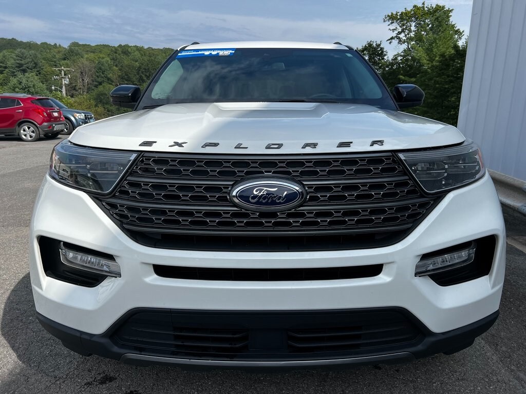 2022 Ford Explorer XLT photo 4