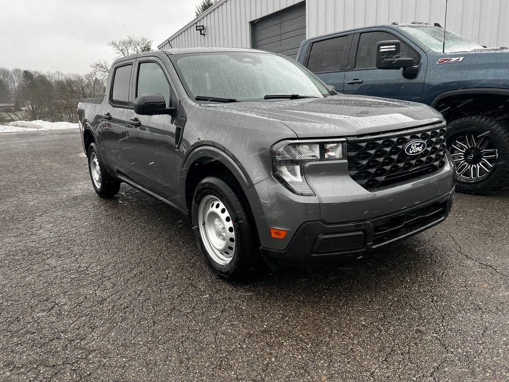 New 2025 Ford Maverick XL TRUCK