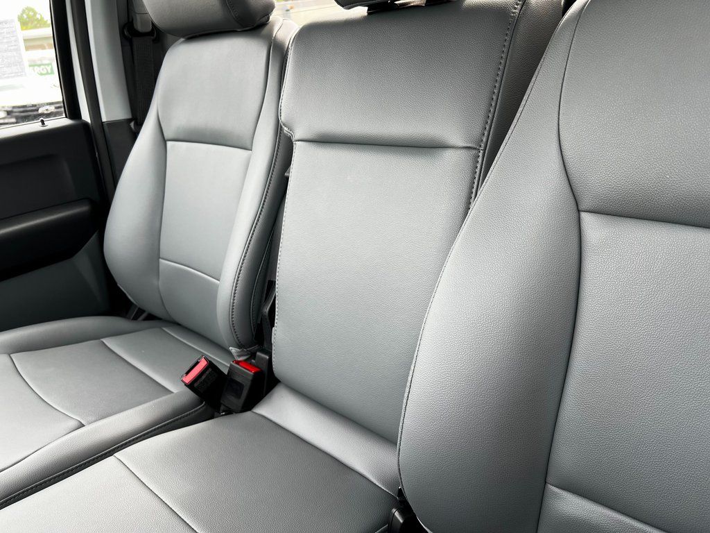 2025 Ford F-150 XL - Photo 16