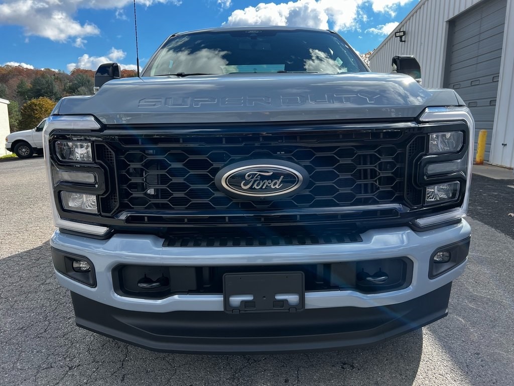 New 2026 Ford Super Duty F-250 Lariat TRUCK