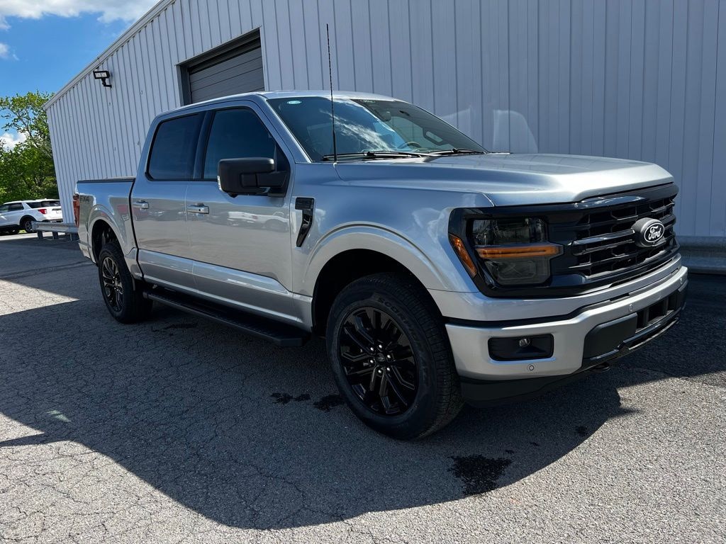 New 2026 Ford F-150 XLT TRUCK