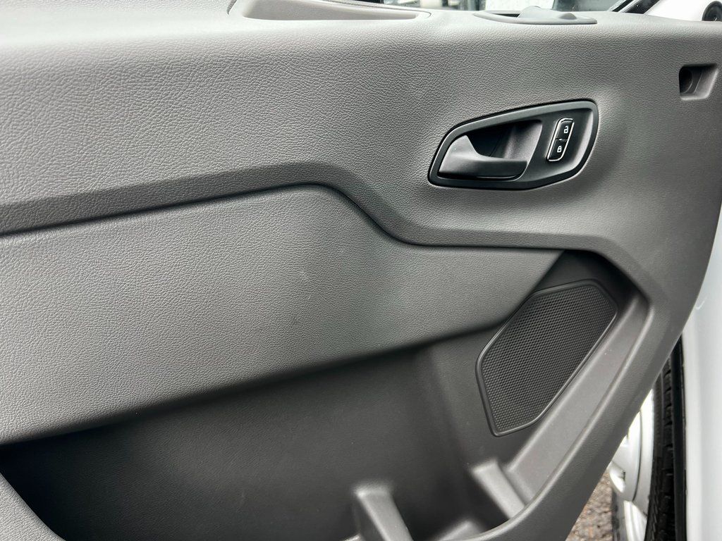 2026 Ford Transit Van Base - Photo 10