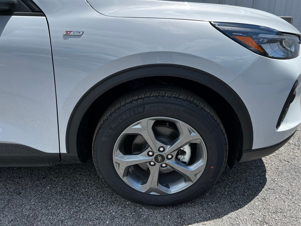 New 2026 Ford Escape ST-Line SUV