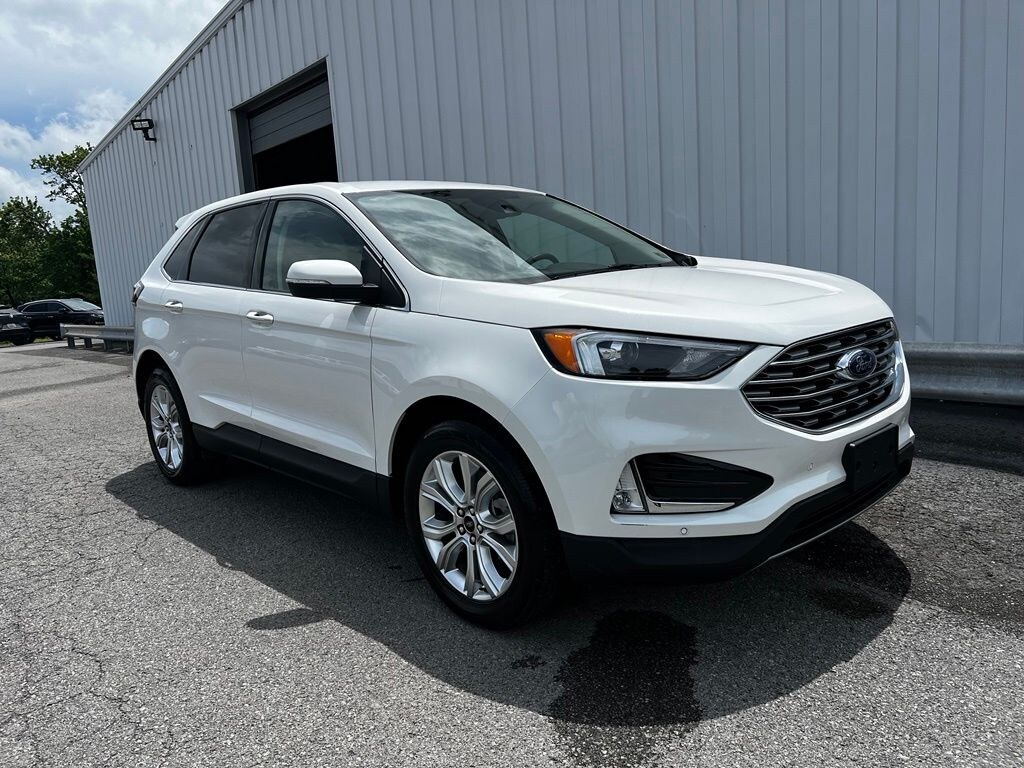 Used 2024 Ford Edge Titanium SUV