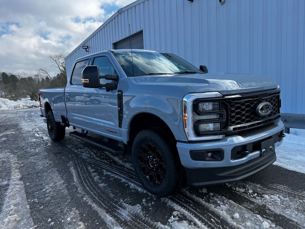 New 2026 Ford Super Duty F-250 Lariat TRUCK
