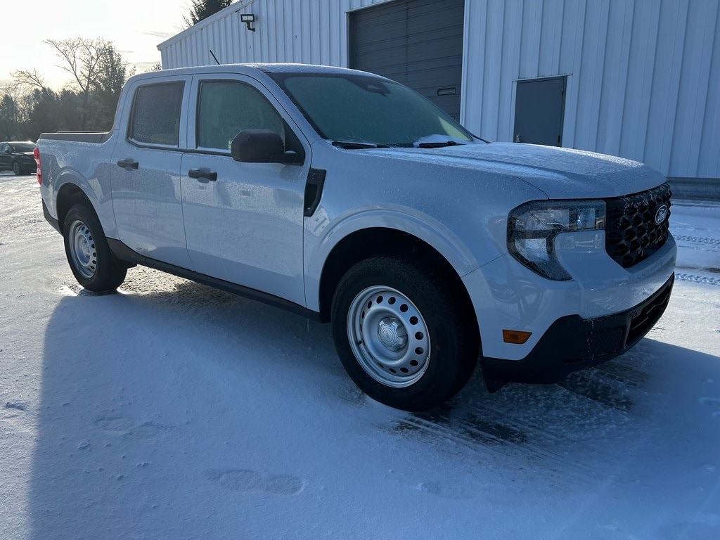 2026 Ford Maverick XL's photo