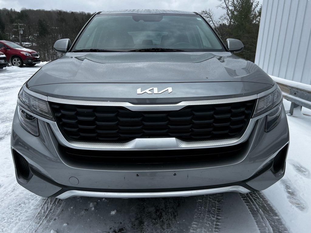 Used 2023 Kia Seltos LX SUV