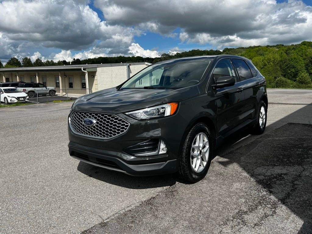 Used 2023 Ford Edge SEL SUV