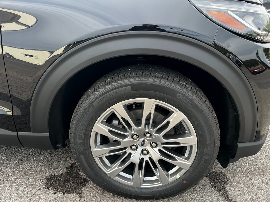New 2025 Ford Explorer Active SUV