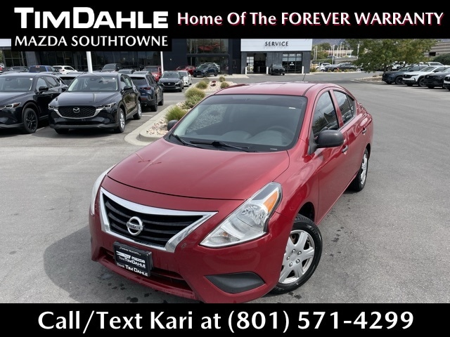 2015 Nissan Versa Sedan  2015 Nissan Versa Sedan