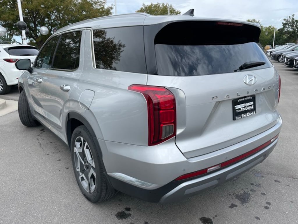 Used 2023 Hyundai Palisade Limited SUV